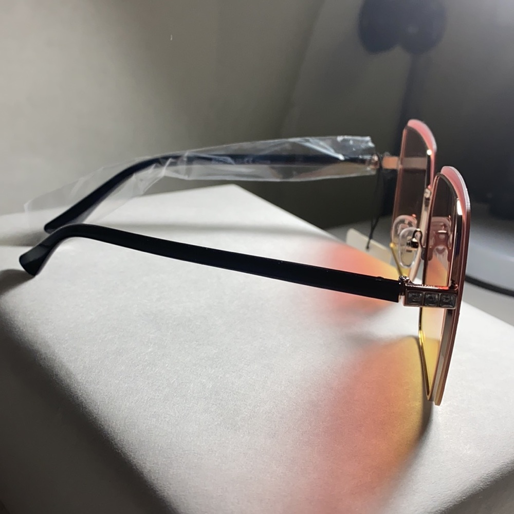 Rose/Gold Sunglasses by Luxe - Picture 2 of 4